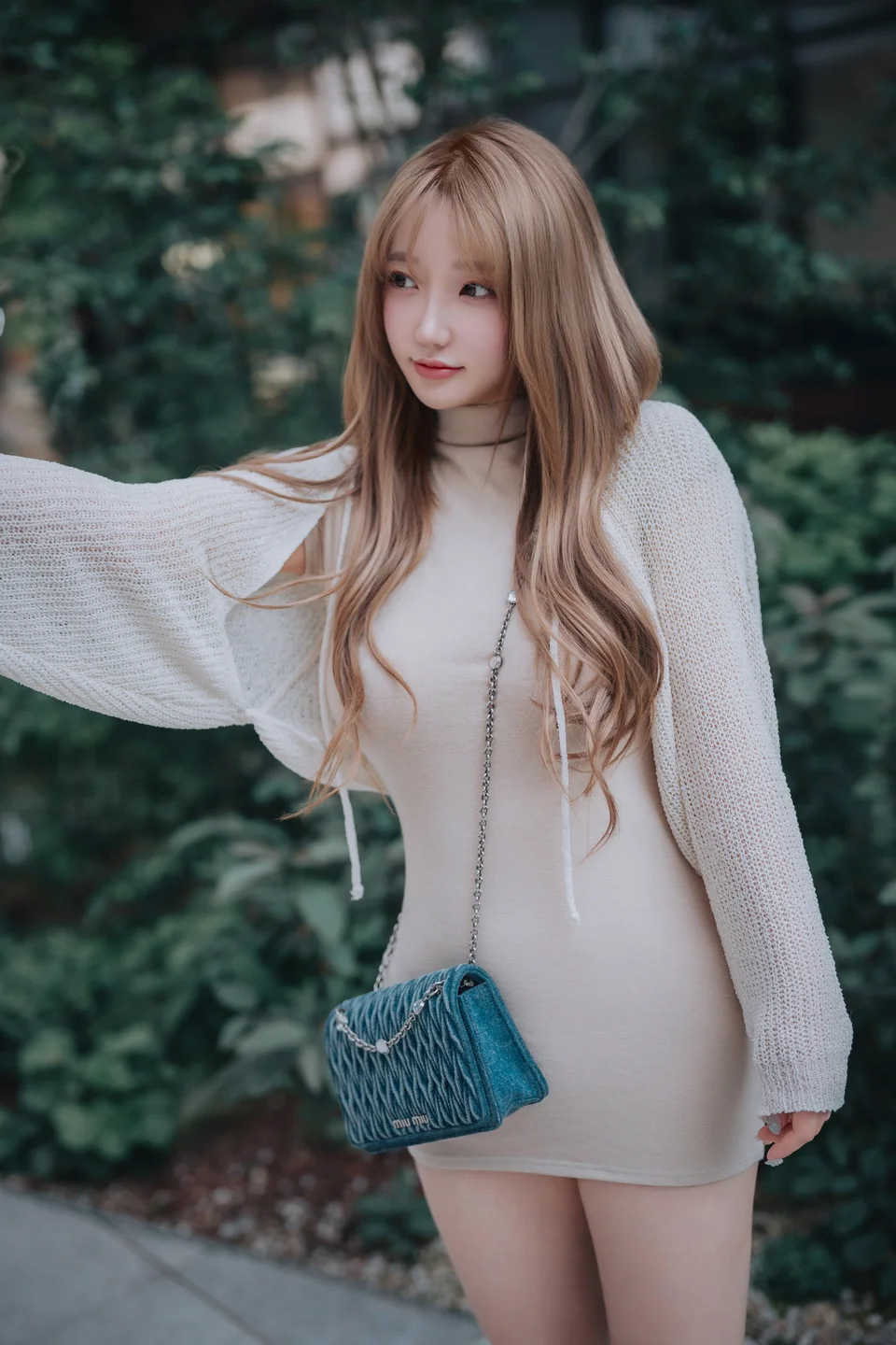 孙乐乐(Son Ye-Eun)-115 Happy Solo Birthday [251P-982MB] tg@simisebaisi 【丝足阁】010.webp